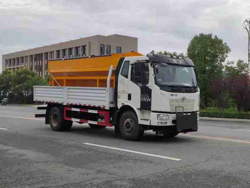 解放CL5181TCX6YC型除雪车